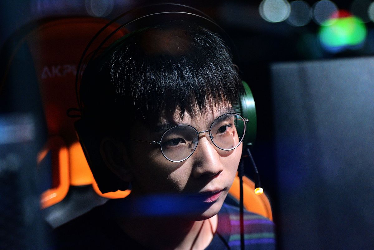  Faker新星爆冷表现惊艳，瑞士队未来可期！